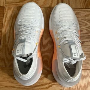 Brand new Under Armour HOVR phantom 3 running shoes